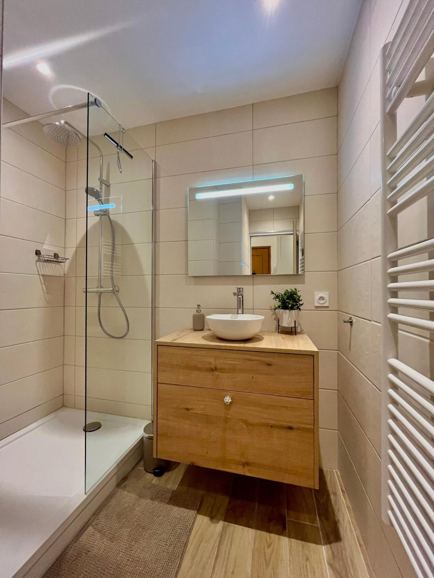 D'exception Sur Le Port Apartment